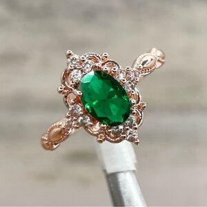 Beautiful Dainty Elegant Vintage Look Green Emerald Halo Gold Tone Plated Ring